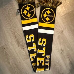 NFL Pittsburgh Steelers Black and Gold Scarf